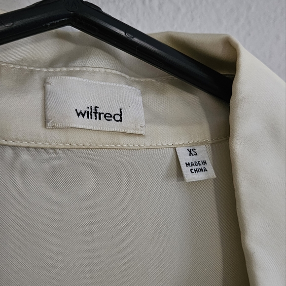 Wilfred tie-front satin blouse with contrast piping - Picture 5 of 6